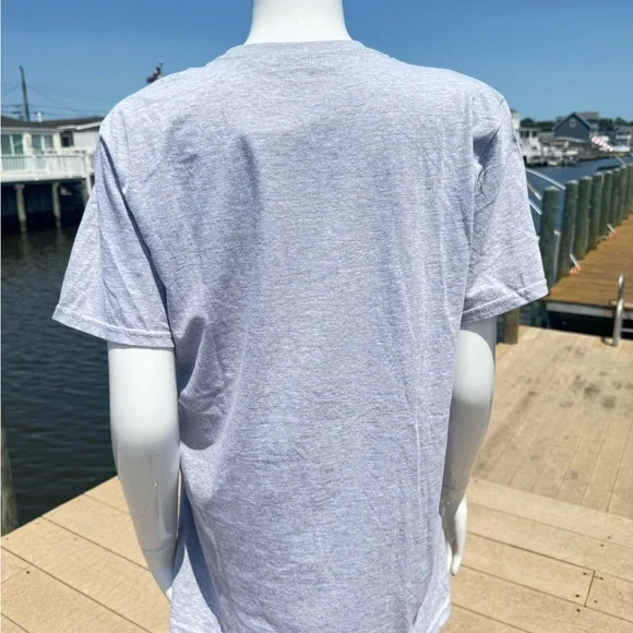 Sale🟢💲2/10‼️Disney Mickey Mouse T-Shirt - Picture 4 of 6